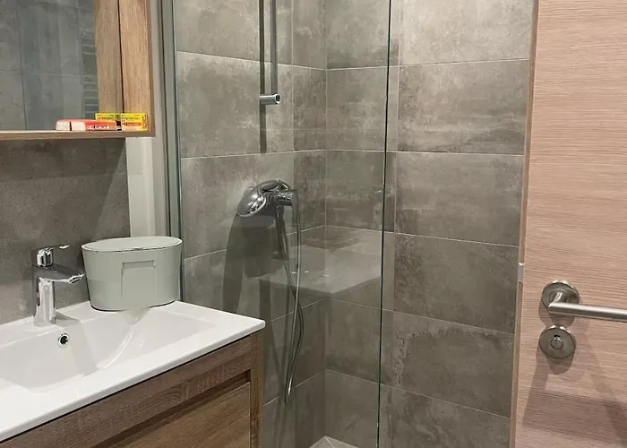 Independant Calme Confort Detente Et Convivialite *